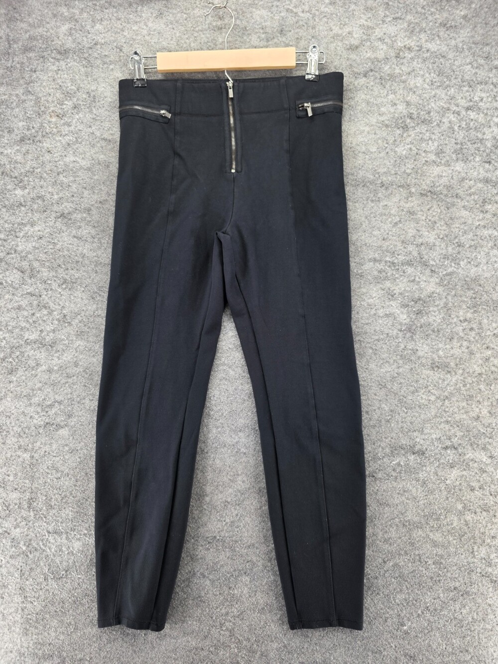 Abercrombie Fitch Pants Womens Medium Pull On Black Tapered Cropped